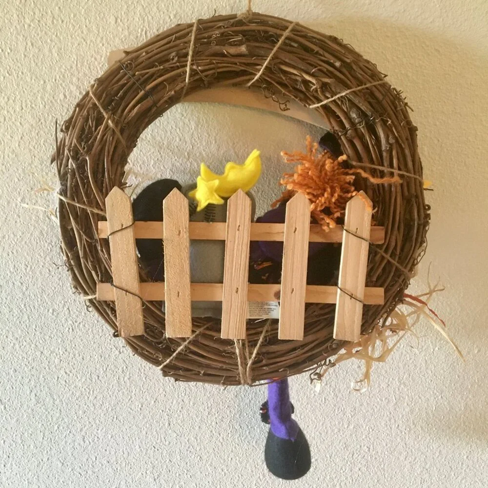 ⭐️Host Pick⭐️ Halloween Witch Wreath Broom Pumpkin R.I.P. Tombstone Ghost Beware